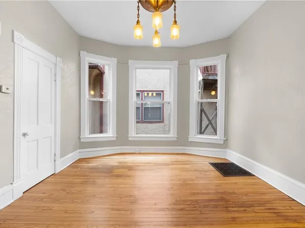 505 Garfield Ave, Kansas City, MO 64124