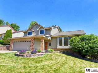 2604 Century Rd, Bellevue, NE 68123