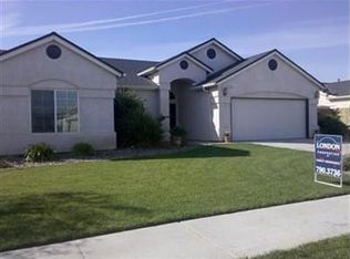 1573 Butternut St, Lemoore, CA 93245