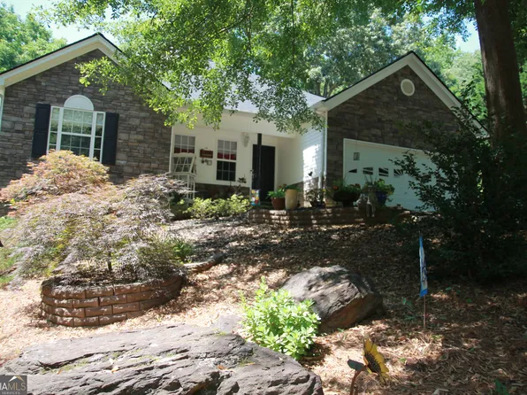 208 Lauren Marie Dr, Braselton, GA 30517