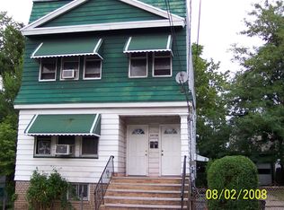 34 Breakenridge Ter, Irvington, NJ 07111