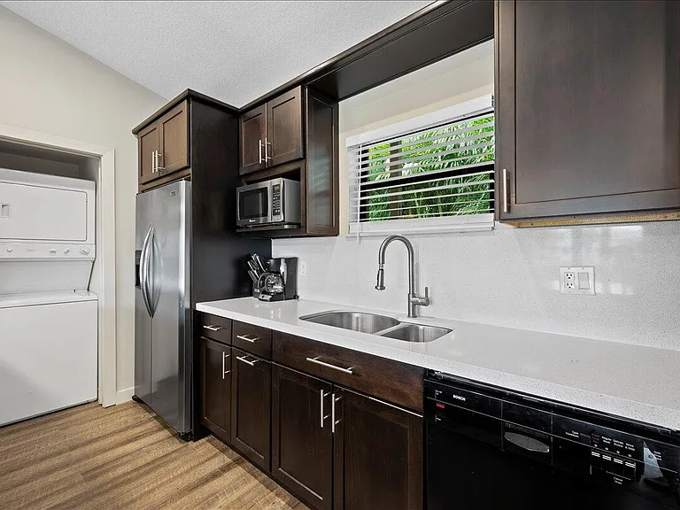 11863 Wimbledon Cir #542 — Photo 8