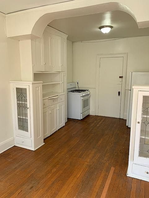 kitchen and dinette