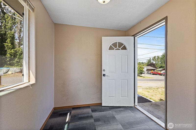 2nd image of 29517 158th Ave E