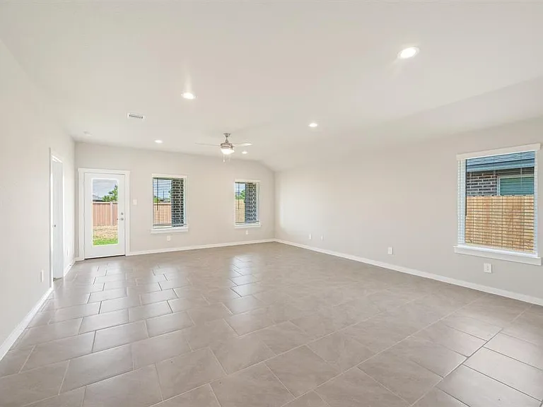 29422 Pikes Peak Dr — Photo 17