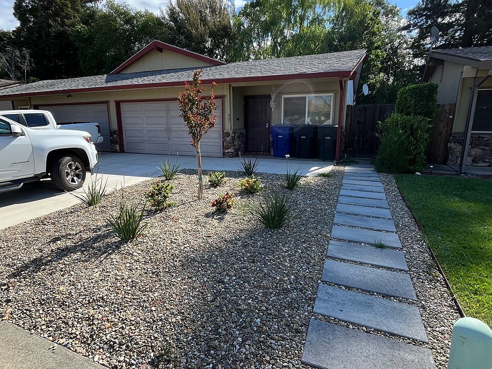 1st image of 987 Johnfer Way