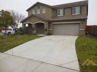 9402 Cobble Mountain Rd, Bakersfield, CA 93313