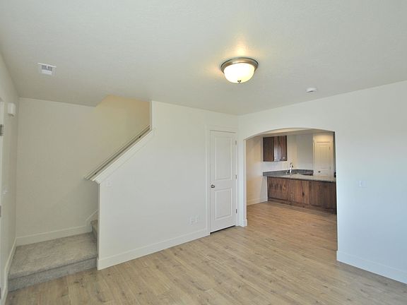 4th image of 315 N 2650 W #11