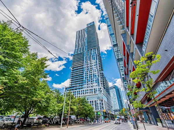 251 Jarvis St #3413, Toronto, ON M5B 0C3