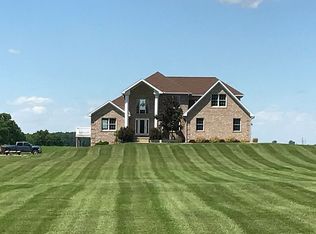 10055 E Goodwin Rd, Pewamo, MI 48873