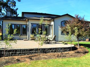 60830 Garrison Dr, Bend, OR 97702