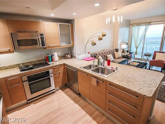 5th image of 322 Karen Ave Unit 2703