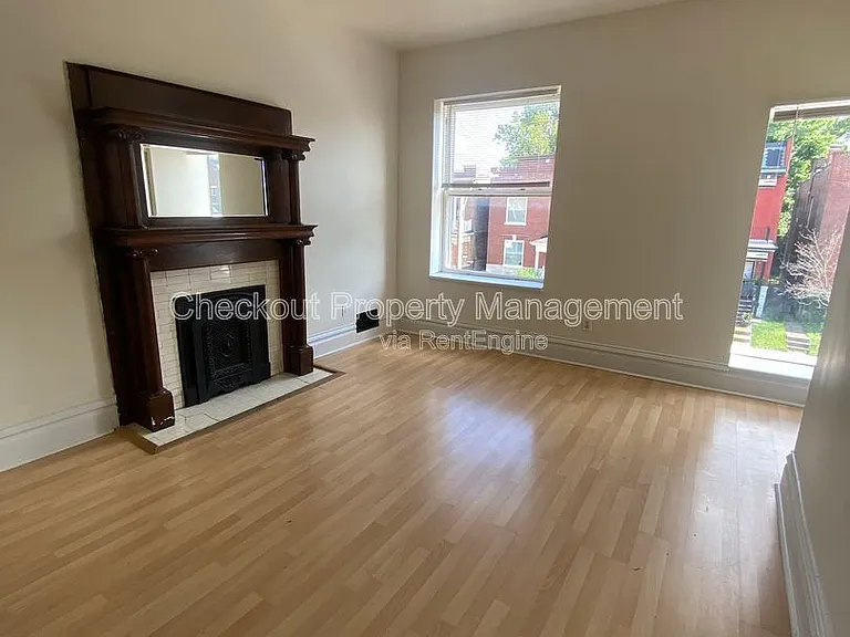 2727 Accomac St — Photo 2