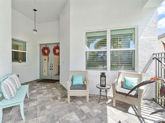 5th image of 7875 Waterford Isles Lane