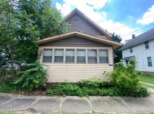 1292 W Wilbeth Rd, Akron, OH 44314