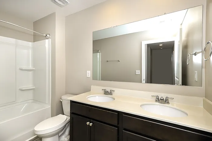 607 Wayland Ct — Photo 14