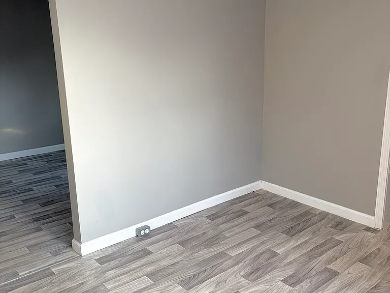 4172 Fenton Rd — Photo 3