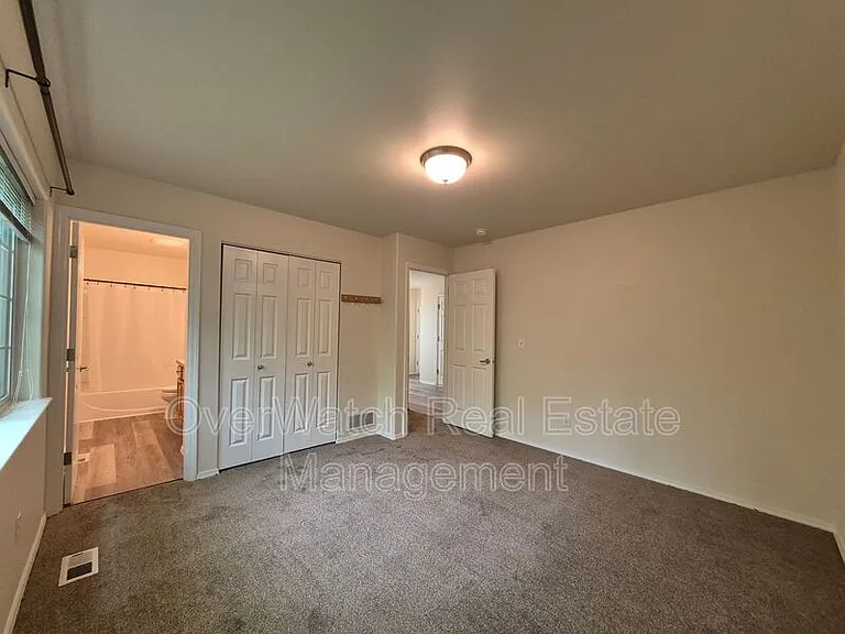5595 Sapphire Loop — Photo 13
