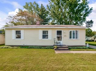 2410 Lola St SW, Wyoming, MI 49519