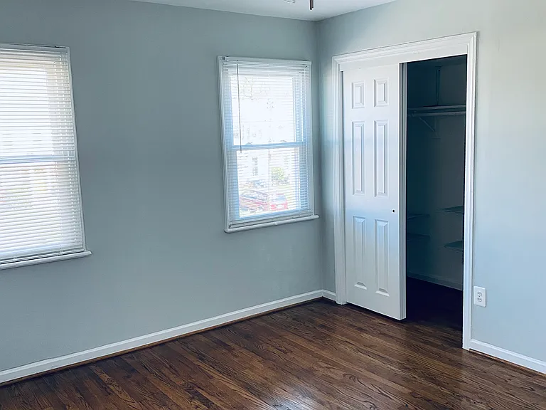6802 Radcliffe Dr — Photo 2