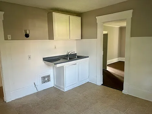 Floor plan B