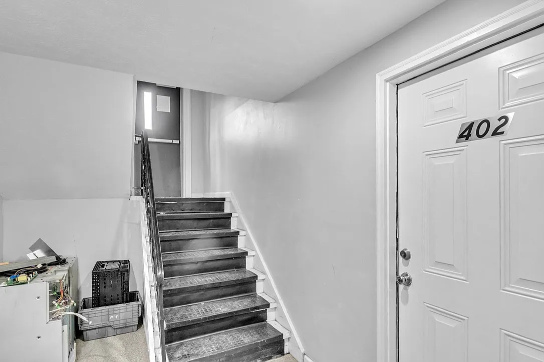 2 bed, 750 sqft, $1,200 — Photo 4