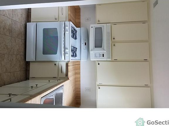 4th image of 1469 Temple Heights Dr
