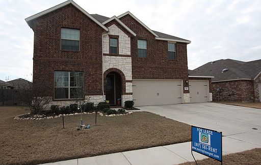 1st image of 645 Bent Oak Dr