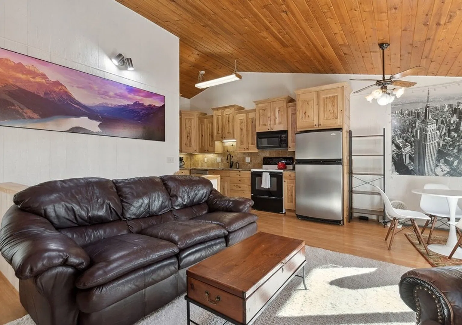1 bedroom, 1 bath condo, on Whitefish Lake — Photo 2