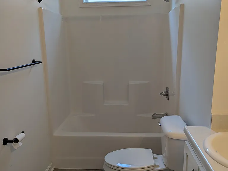 113 Edgefield Rd — Photo 54