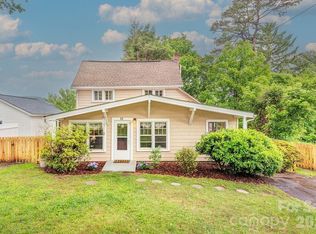 52 Gracelyn Rd, Asheville, NC 28804