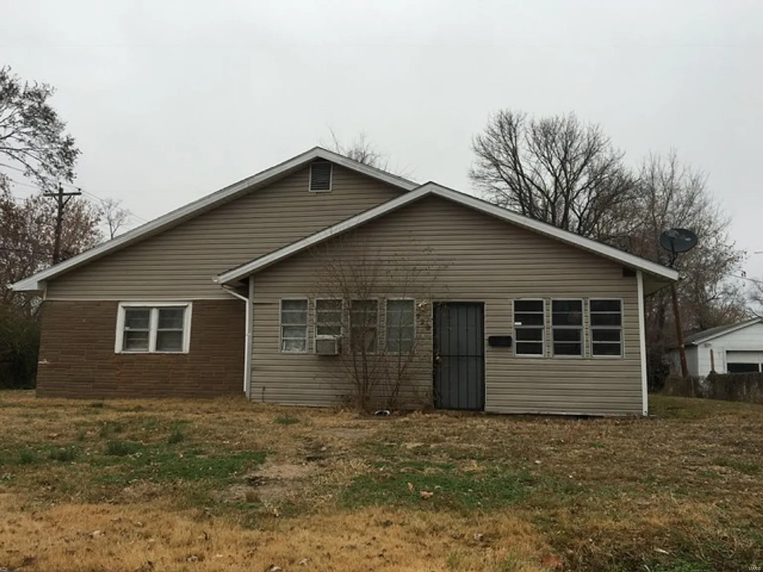 728 Howell Ave photo 1