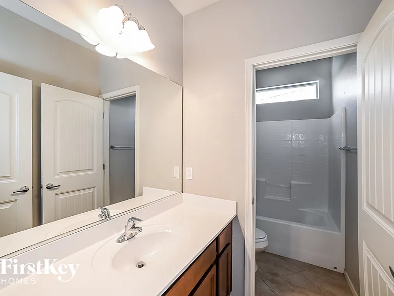 1931 W Desert Spring Way — Photo 13