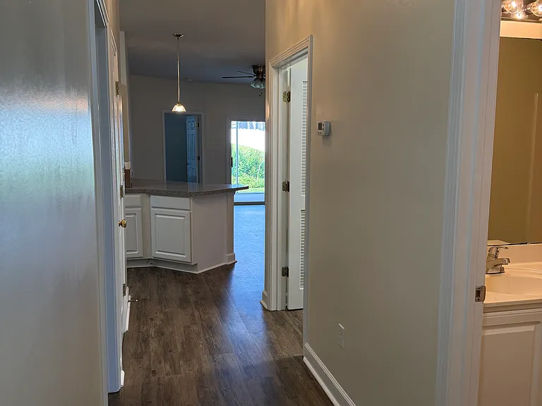 142 Westhaven Dr #9B — Photo 6