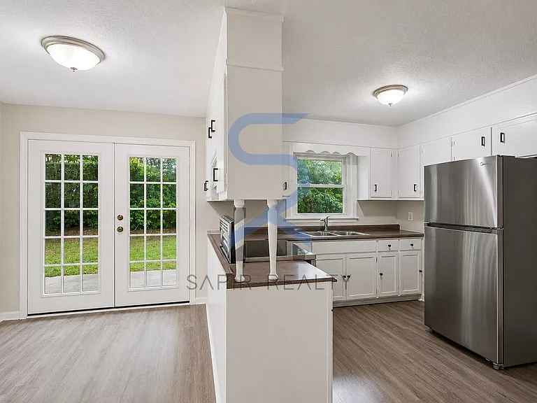 2620 Wiggins St — Photo 5