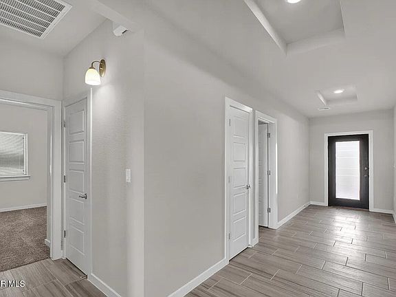 3rd image of 716 Paseo Musical St