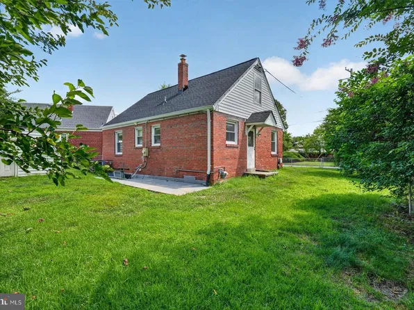 9216 51st Ave, College Park, MD 20740