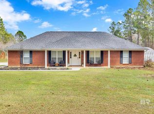 11056 Deerfoot Ln, Elberta, AL 36530