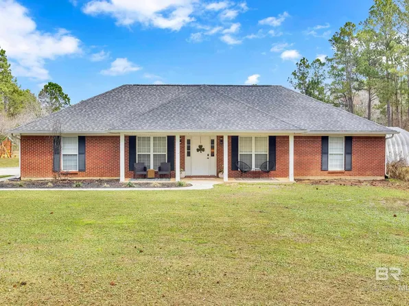 11056 Deerfoot Ln, Elberta, AL 36530