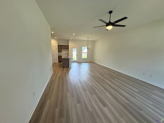 2nd image of 32537 White Bloom Ln