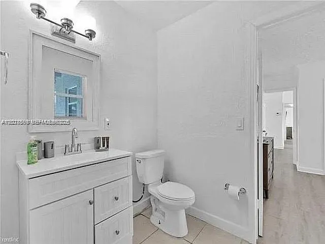 4120 NW 3rd Way — Photo 3