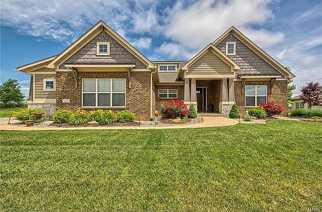 1st image of 3725 N Arbor Lake Dr