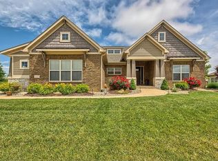 3725 N Arbor Lake Dr, Edwardsville, IL 62025