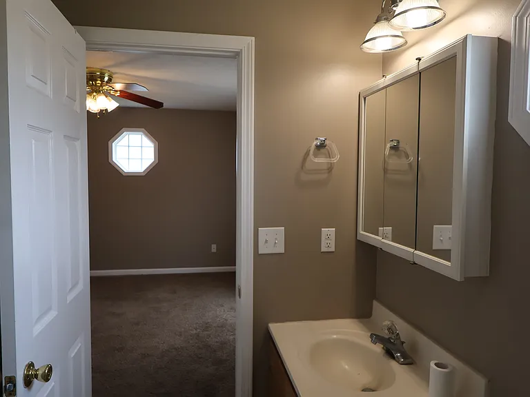 305 Brookside Pl — Photo 25
