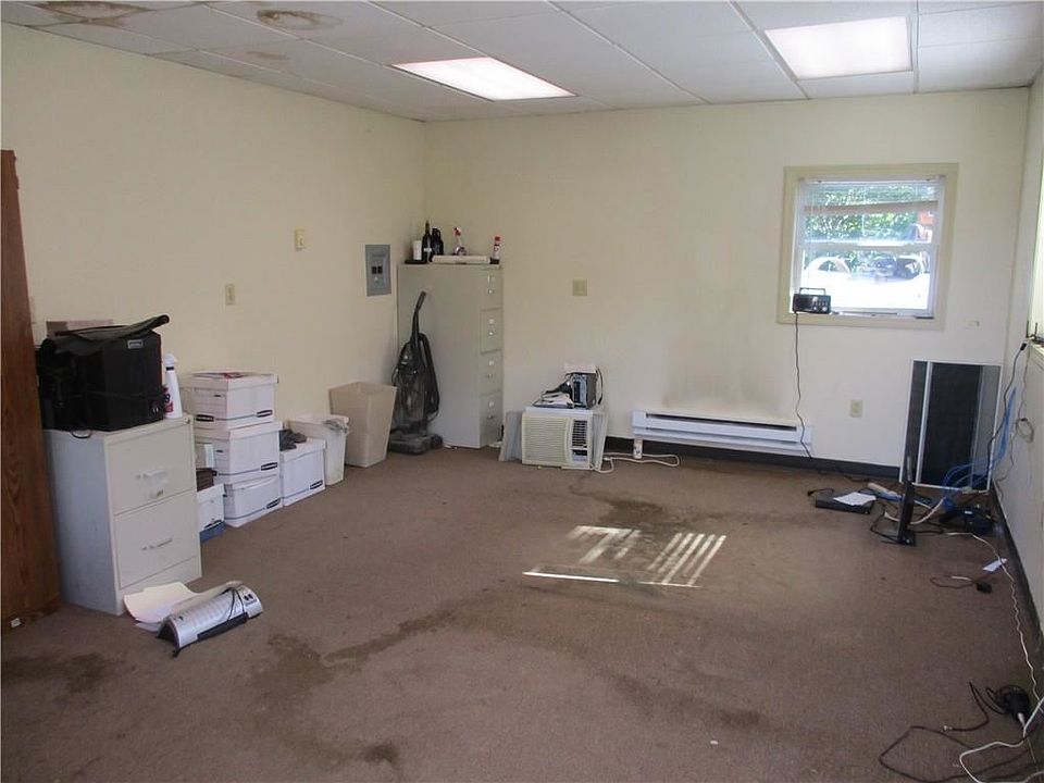 2nd image of 7407 Highland Rd