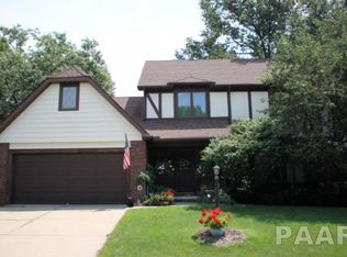 6514 N Suffolk Dr, Peoria, IL 61615