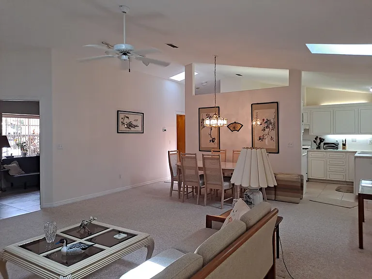 806 E 8th Ave — Photo 5