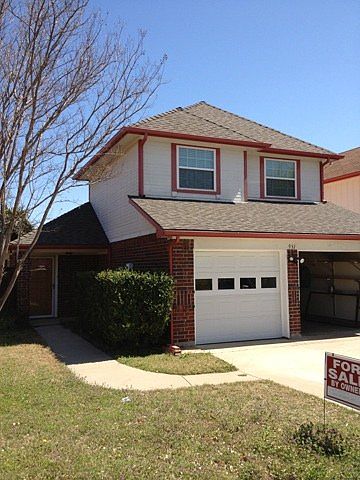1st image of 931 Ramblewood Dr