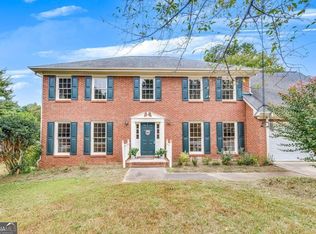 2331 Gary Cir, Snellville, GA 30039