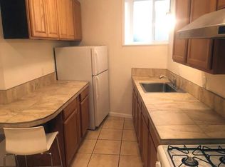 2415 7th Ave, Oakland, CA